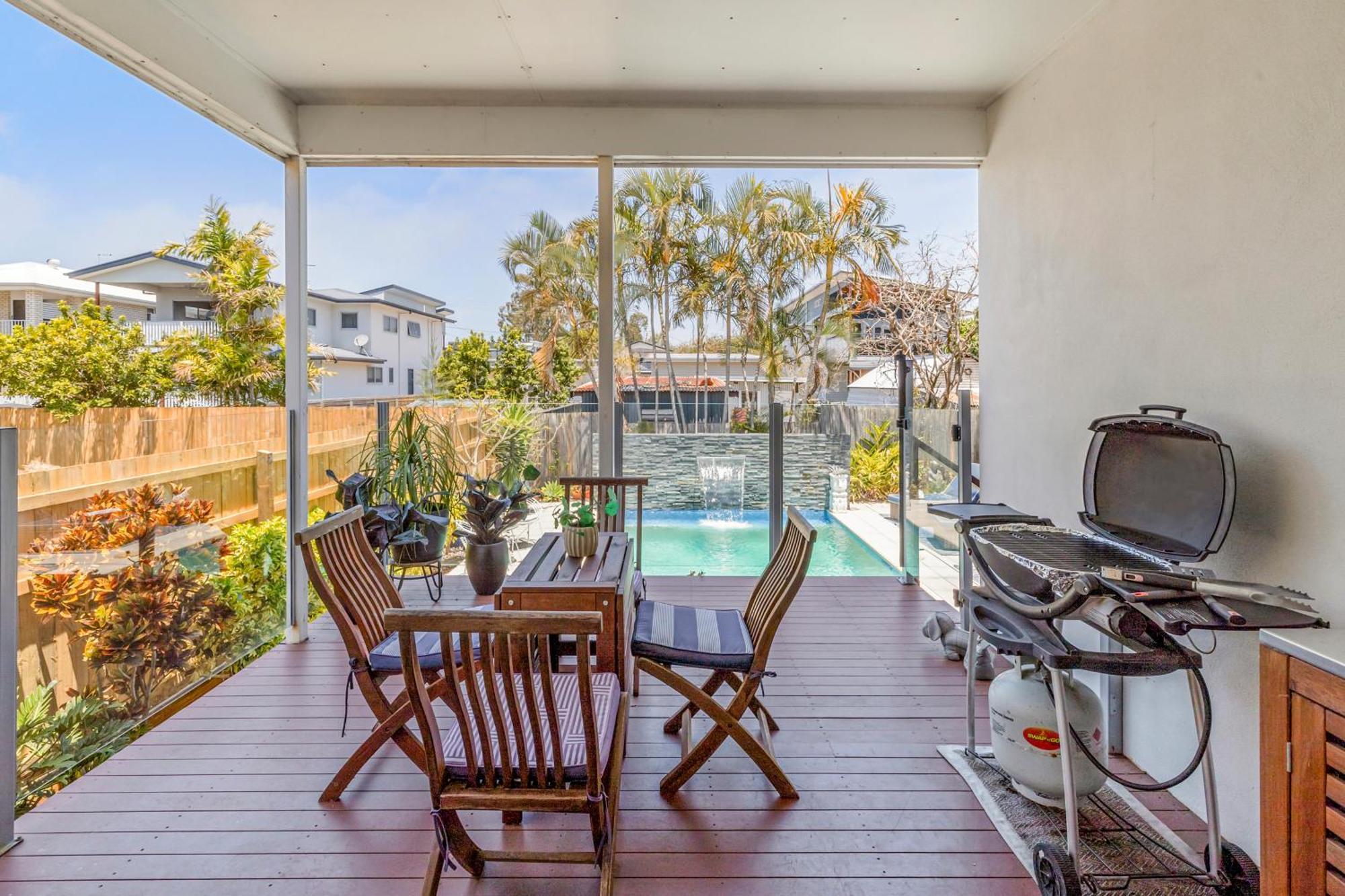 Апартаменты On Esplanade Own Flat & Pool, Manly Cafe Precinct Брисбен Экстерьер фото